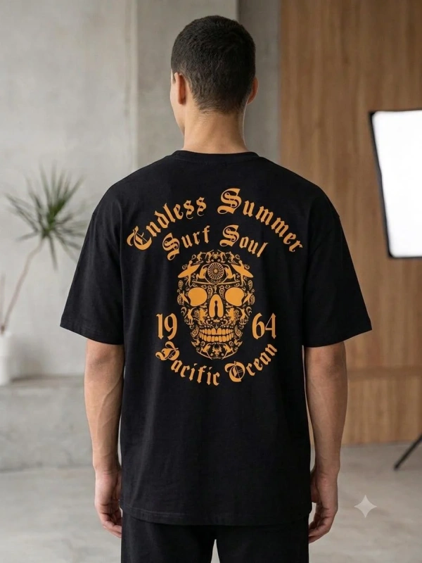 Erkek Siyah Sırtı Kurukafa Baskılı Endless Summer Oversize Tişört